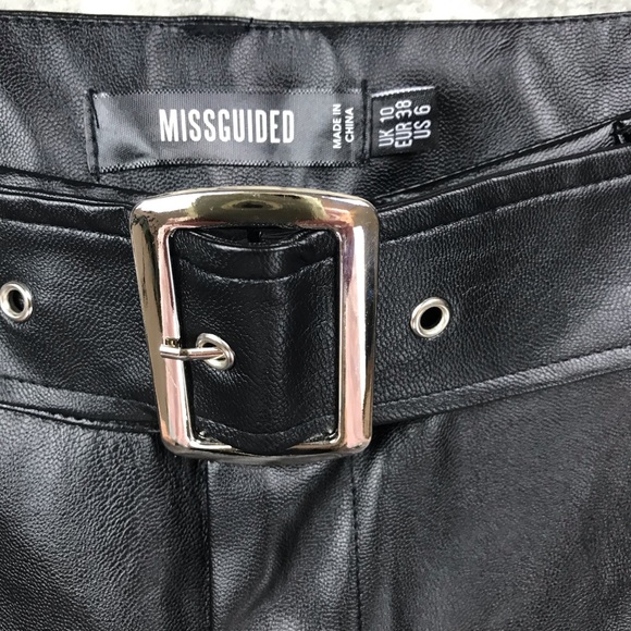 Missguided Chic Vegan Leather Belted High-Rise Straight Leg Pants Size 6 - Picture 5 of 10